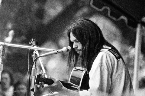 Neil Young 1972 Mariposa Folk Festival
