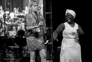 Jane Bunnett & Maqueque, David Pecaut Sq, Toronto, 06.24.15 Jane Bunnett & Maqueque, David Pecaut Sq, Toronto, 06.24.15