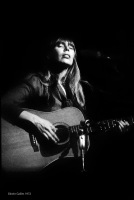 Joni Mitchell 02.25.72  Massey Hall, Toronto