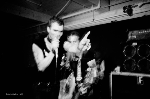 Steven Leckie and Vile Tones 1977 Crash n Burn